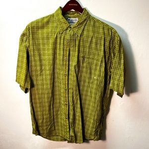 Columbia Titanium Short-Sleeve Shirt, Green - XL.